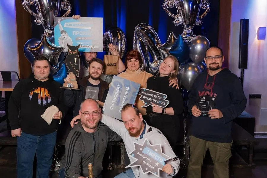 Команда «Своеобразные», чемпионы Squiz